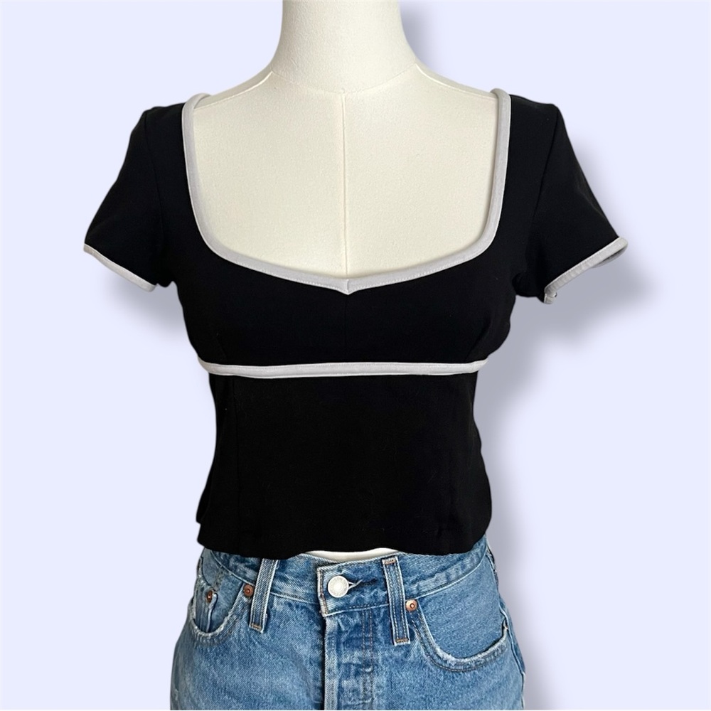 Anthropologie Maeve Black and White Scoop Neck Top